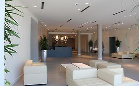 Tag Hotel